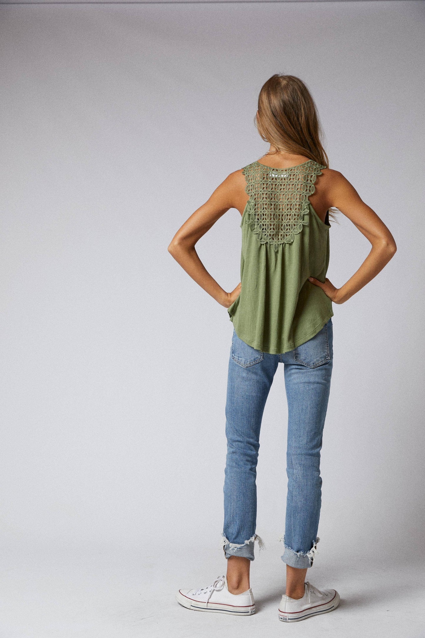 Sleeveless Back Lace Patch Crinkle Knit Swing Top