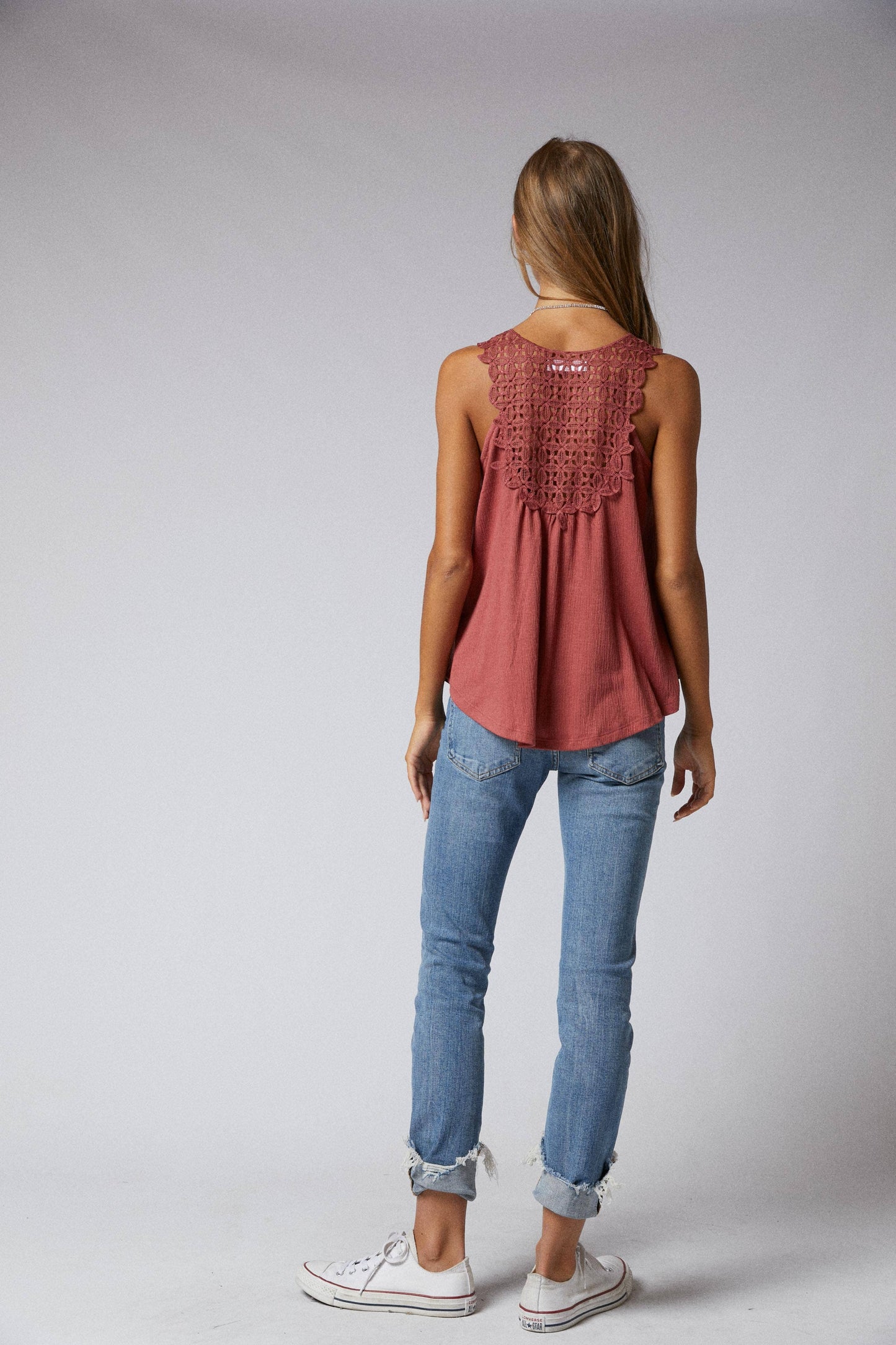 Sleeveless Back Lace Patch Crinkle Knit Swing Top