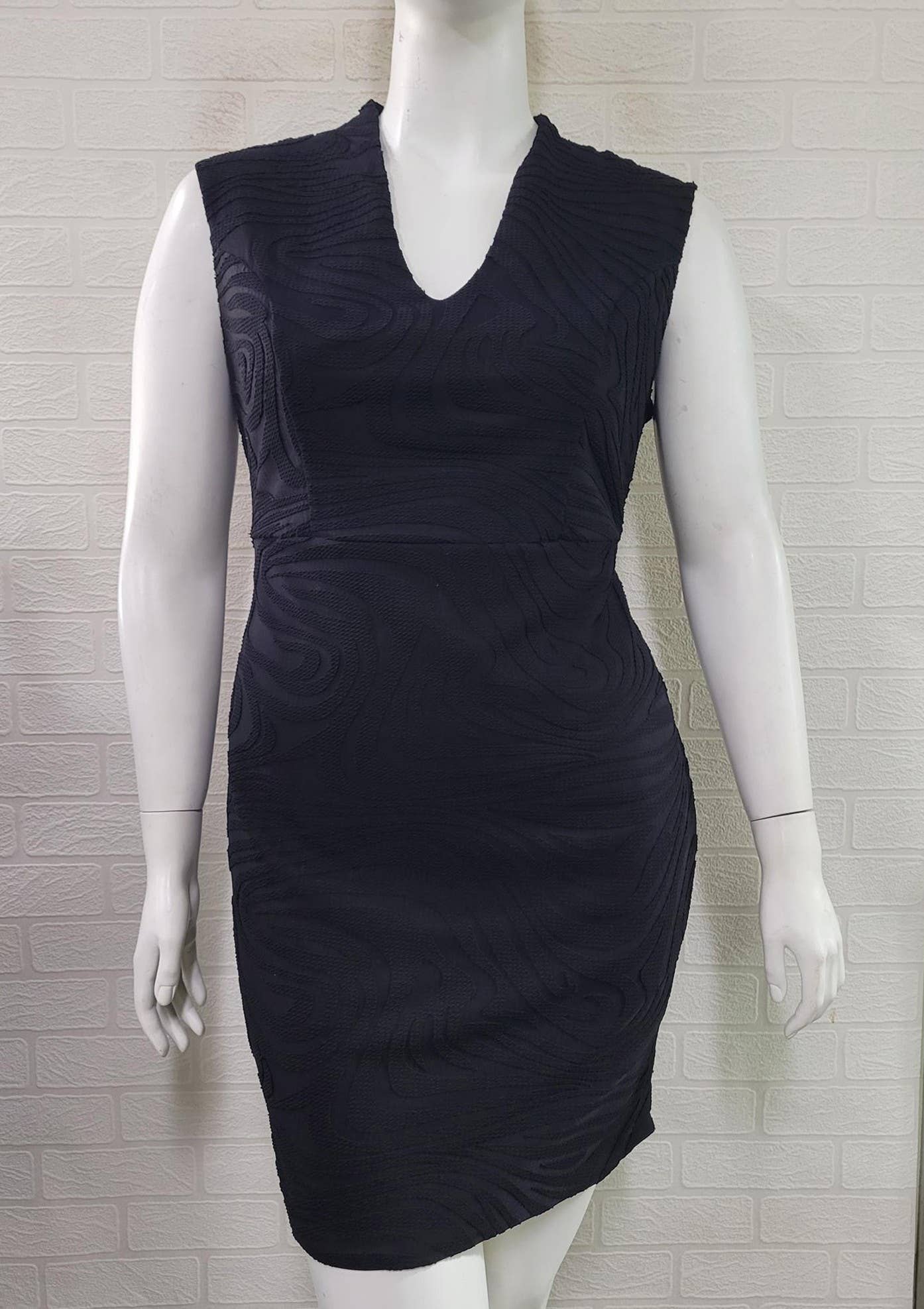 Plus Size Jacquard Burnout Bullet Dress