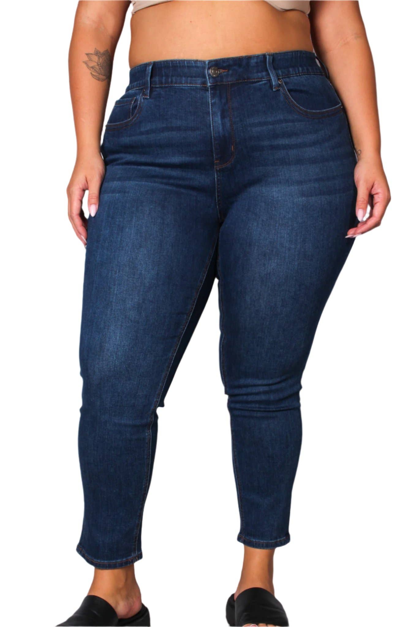 Women's Plus Mid Rise Skinny Leg Denim Jeans