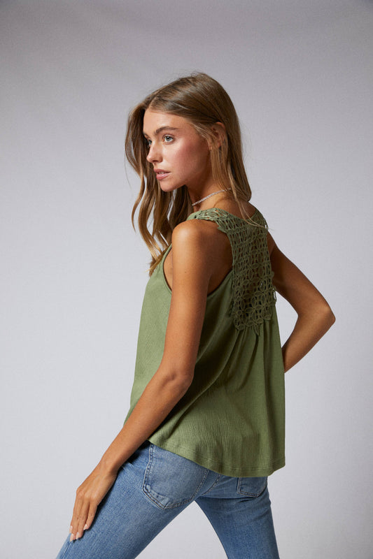 Sleeveless Back Lace Patch Crinkle Knit Swing Top